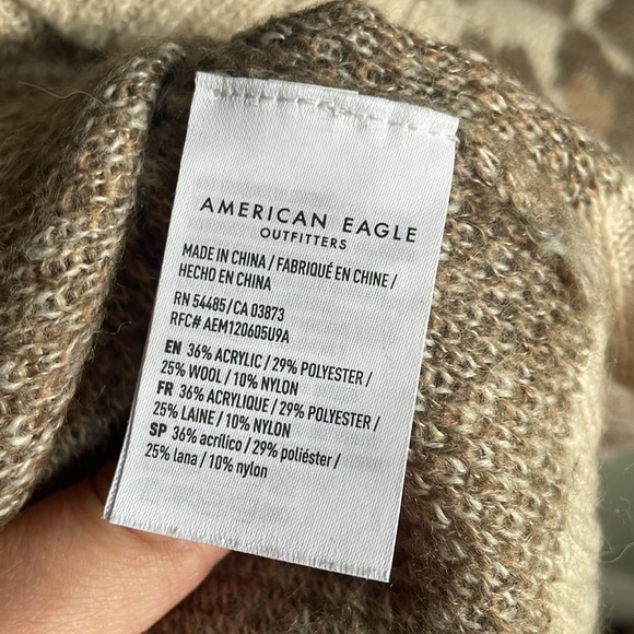 AMERICAN EAGLE || Leopard Print  Cozy Sweater Size Small - Picture 6 of 7